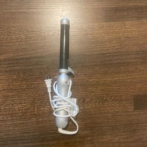 Beachwaver pro 1.25 curling iron